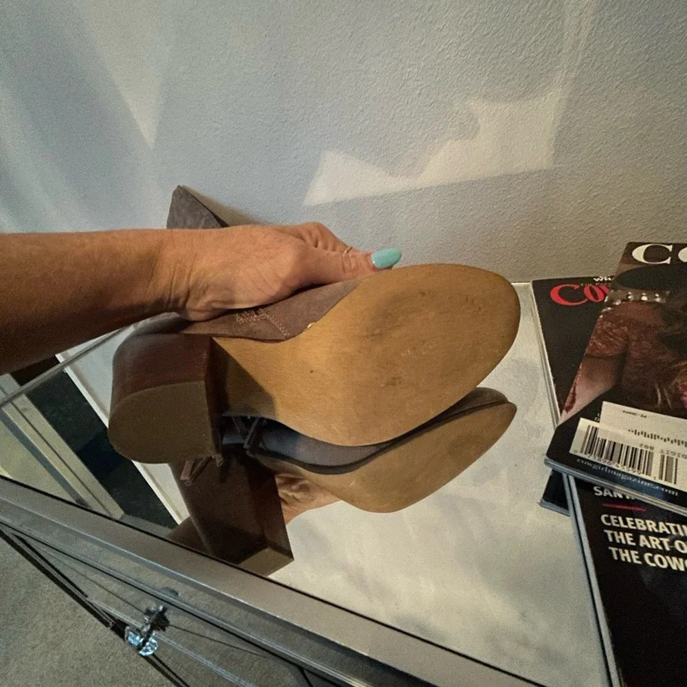 Carlos by Carlos Santana Doe Lever Boots - Picture 9 of 10